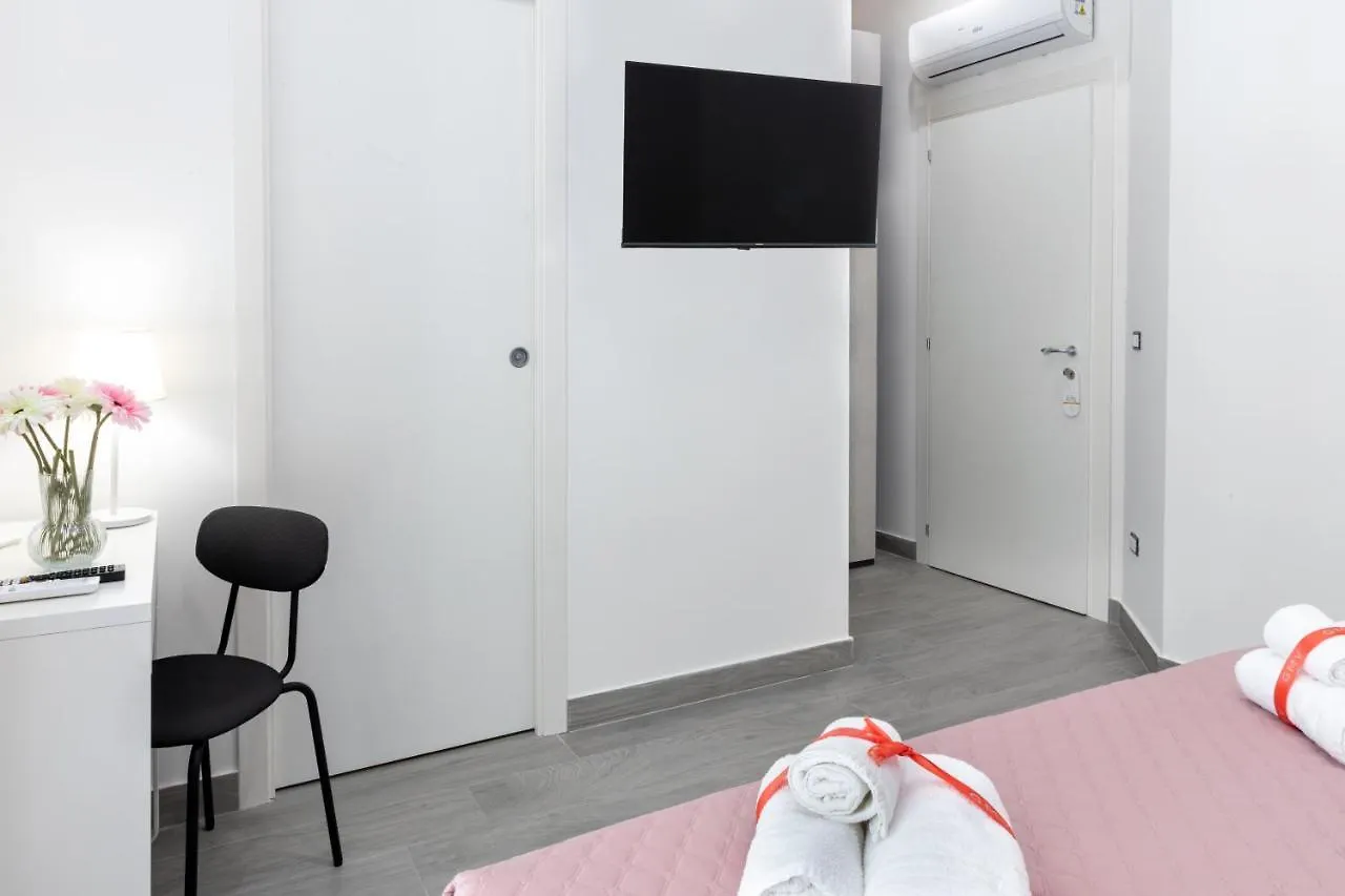 Bed & Breakfast Partenope Guest House Naples Italy
