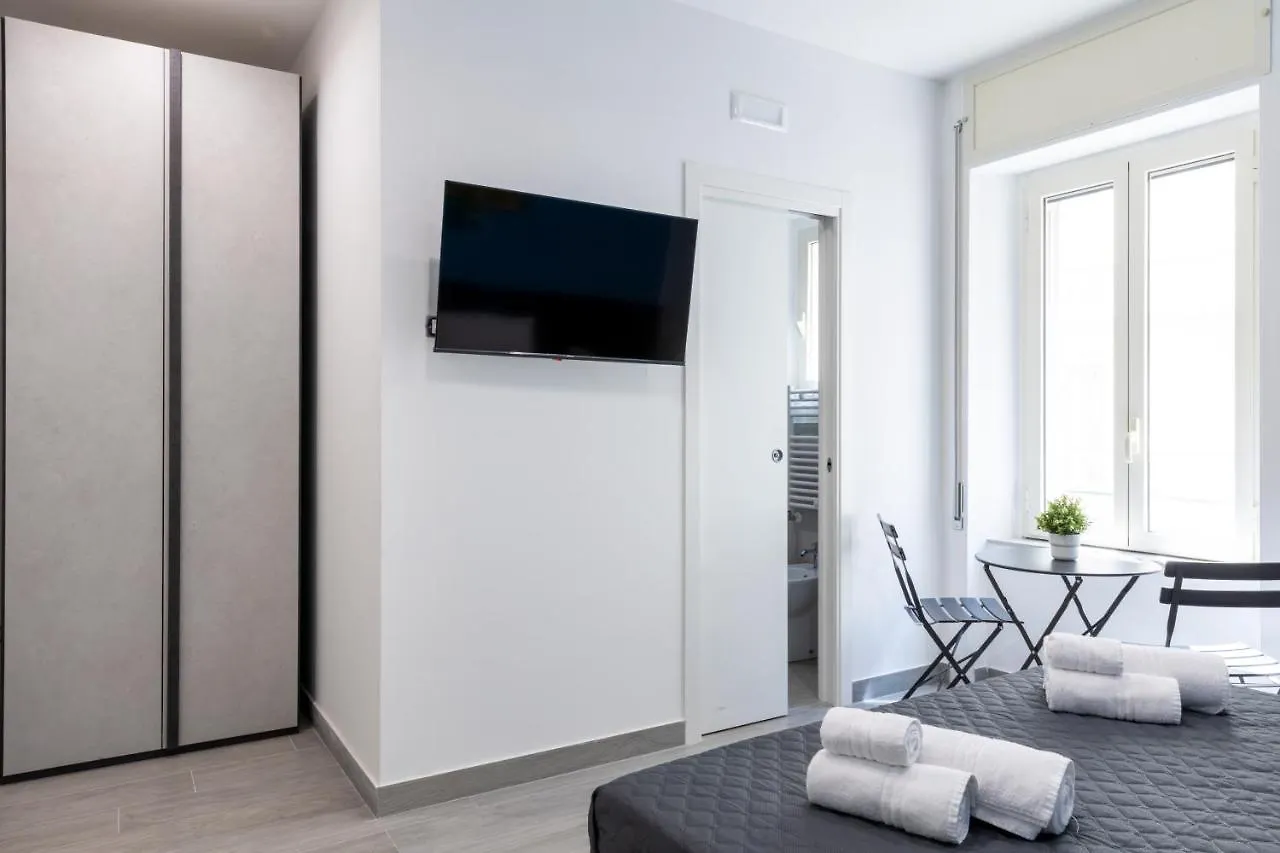 Partenope Guest House Naples Italy