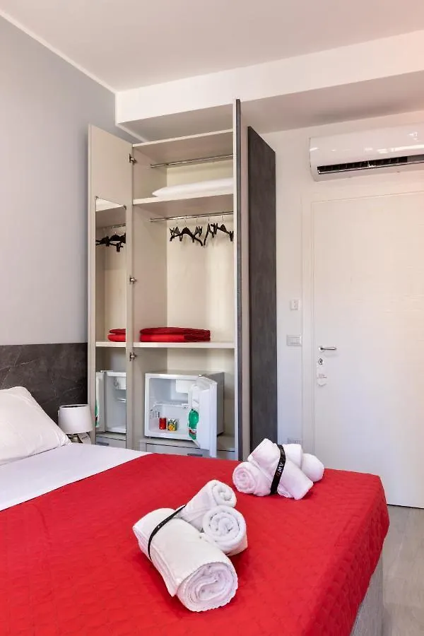 Partenope Guest House Naples Bed & Breakfast